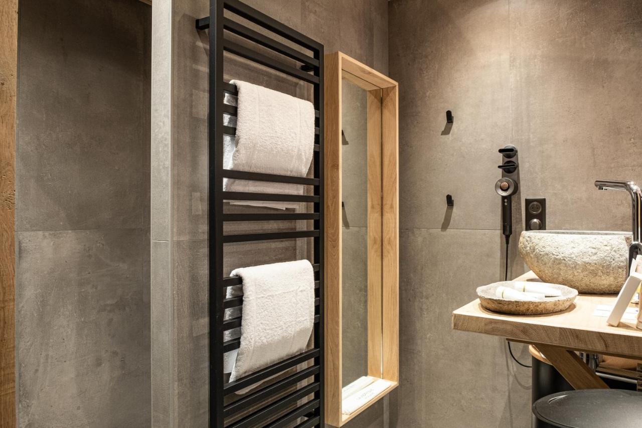 Le Studio Des Pres Verts Suite Design Avec Jacuzzi Privatif Jouey Ngoại thất bức ảnh