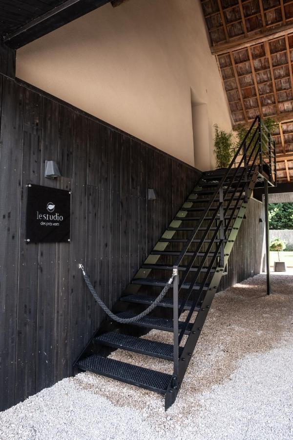 Le Studio Des Pres Verts Suite Design Avec Jacuzzi Privatif Jouey Ngoại thất bức ảnh